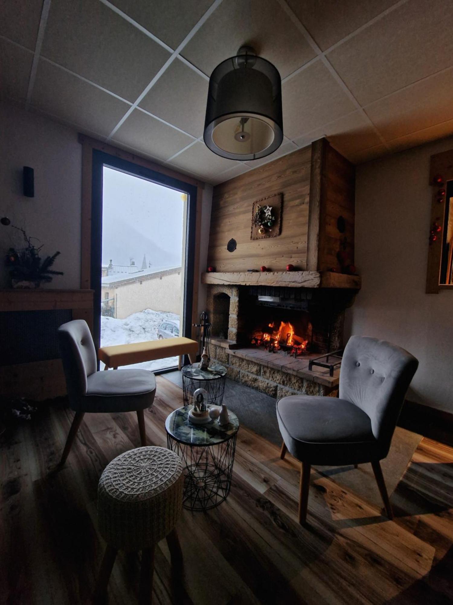 Hotel Le Faranchin Виллар-д'Арен Экстерьер фото